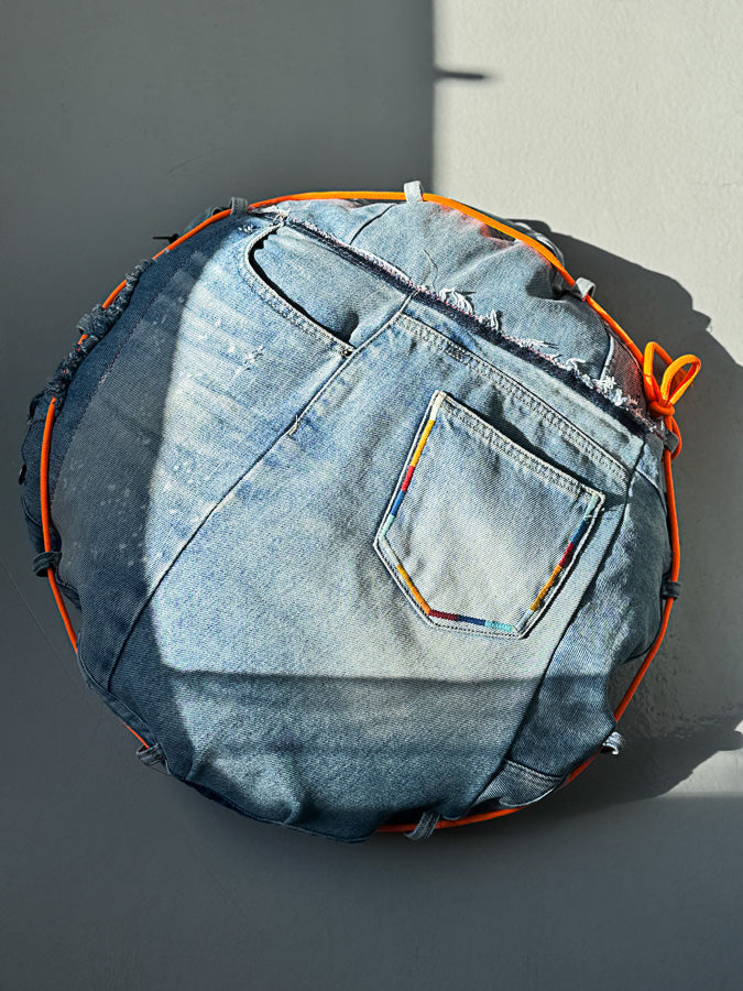 The Denim-Rework Daydream Lounger - Vintage Jeans Round Pillow Dog Bed