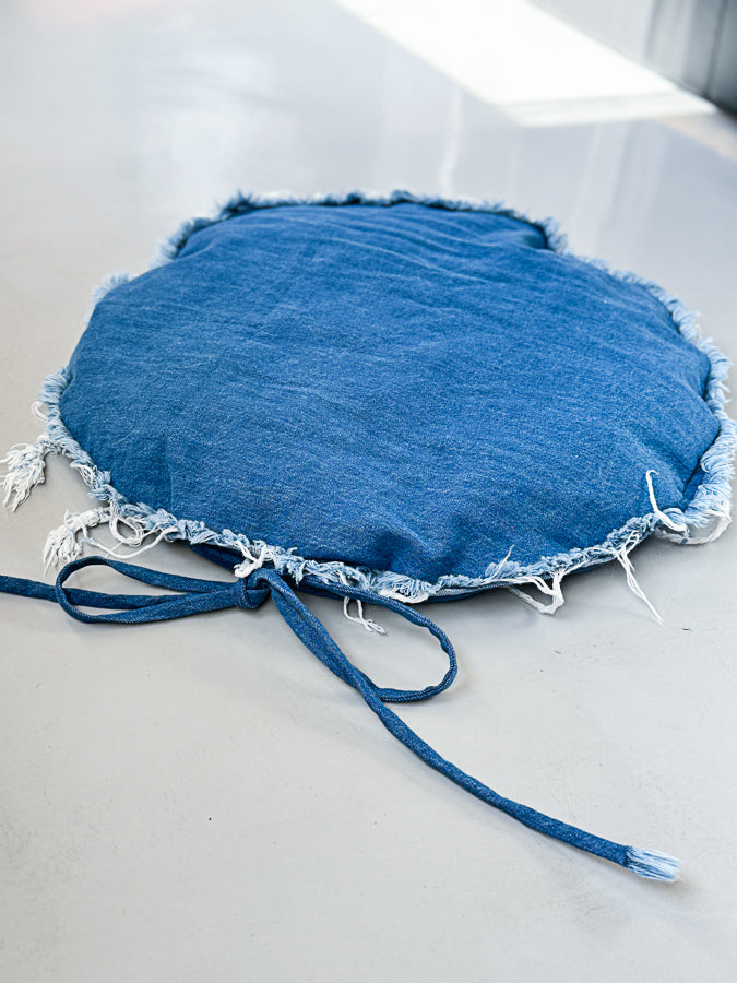 Muse et Moi Denim & Dreams Roll-Up Cafe/Travel Dog Bed