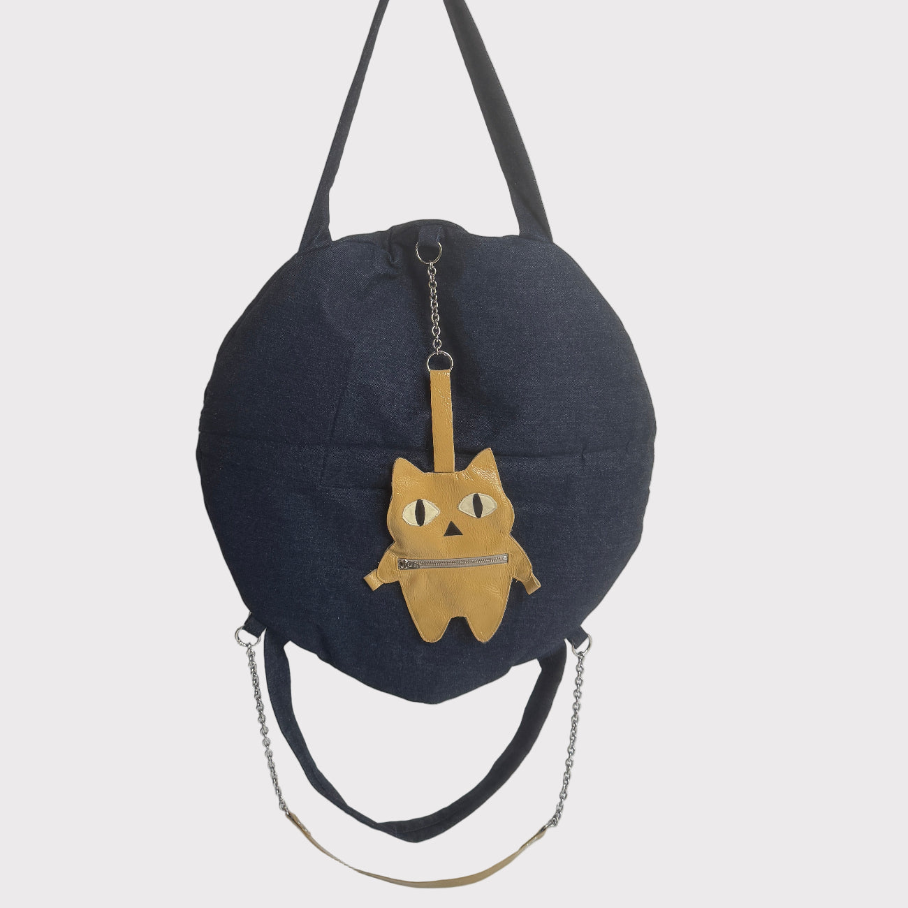 muse et moi laptop tote which becomes a circular cafe-dog bed